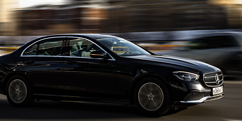 Black Mercedes executive car providing chauffeur service in Surrey
